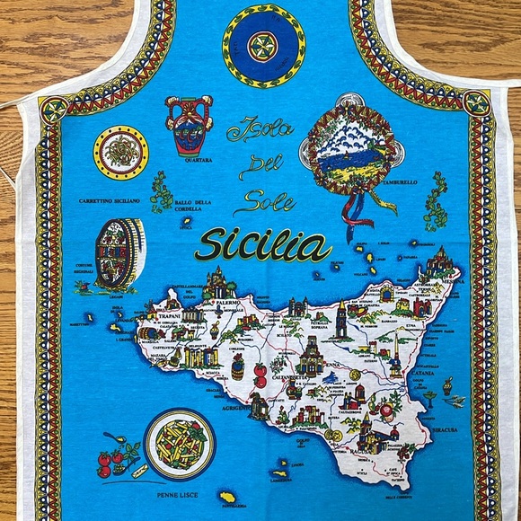 Italian Cooking Apron - Picture 2 of 3